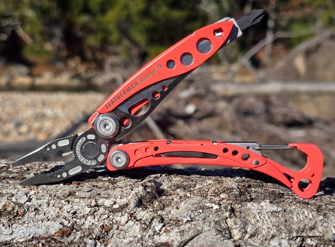 Dụng cụ đa năng Leatherman Skeletool CX