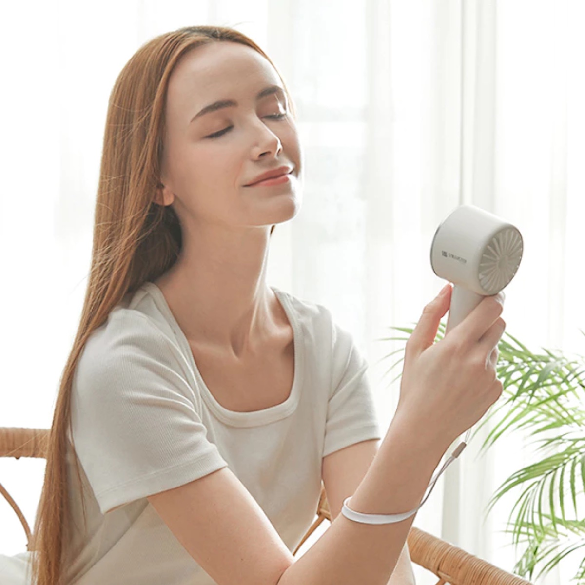 Quạt điều hòa cầm tay Stilluster Season 2 (ST-AF200)