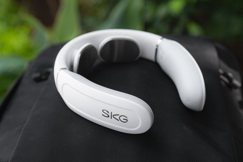 Máy massage cổ SKG 4356E