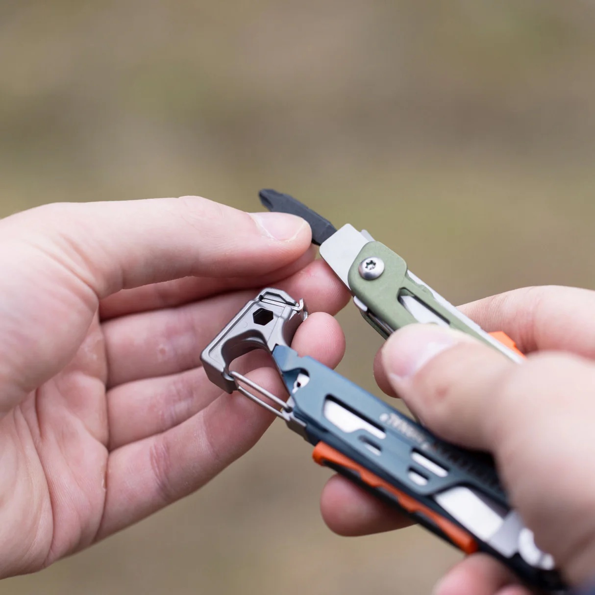 Dụng cụ đa năng Leatherman SIGNAL | New colors 2025