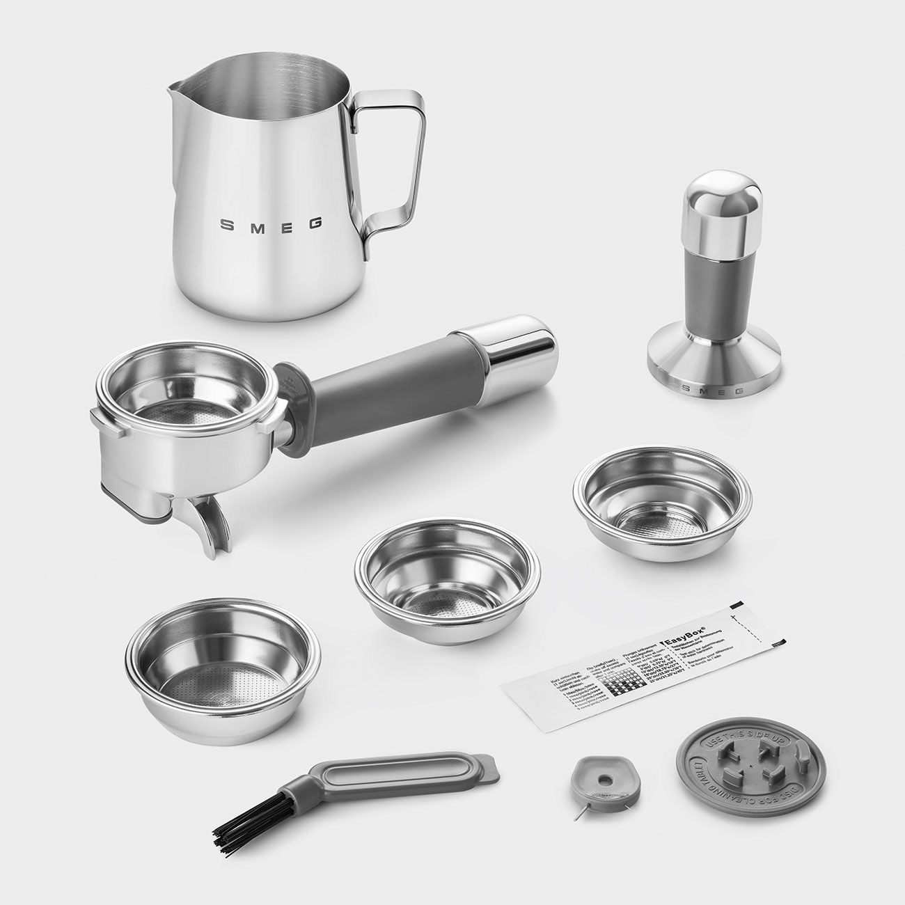 Máy pha cà phê tích hợp máy xay Smeg 50’s Style EGF03 (Cream)