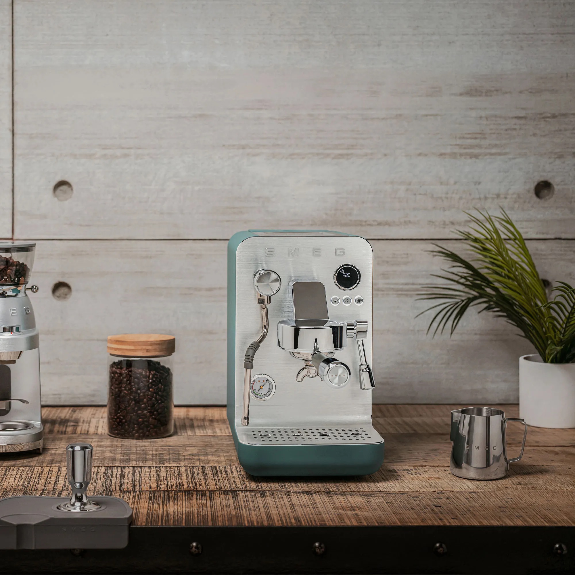 Máy pha cà phê Smeg Mini Pro EMC02 (Green Matte)
