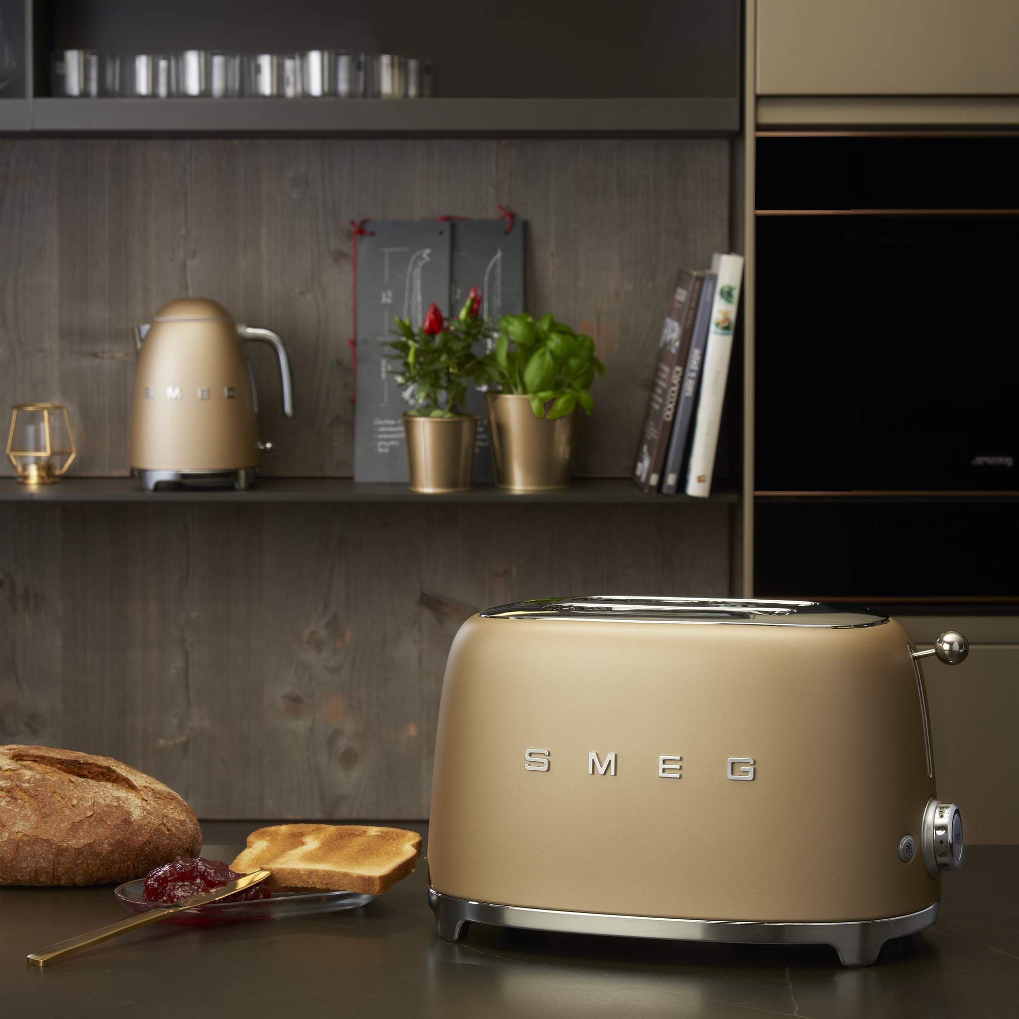 Máy nướng bánh mì Smeg 50's Style TSF01 (Champange Matt)