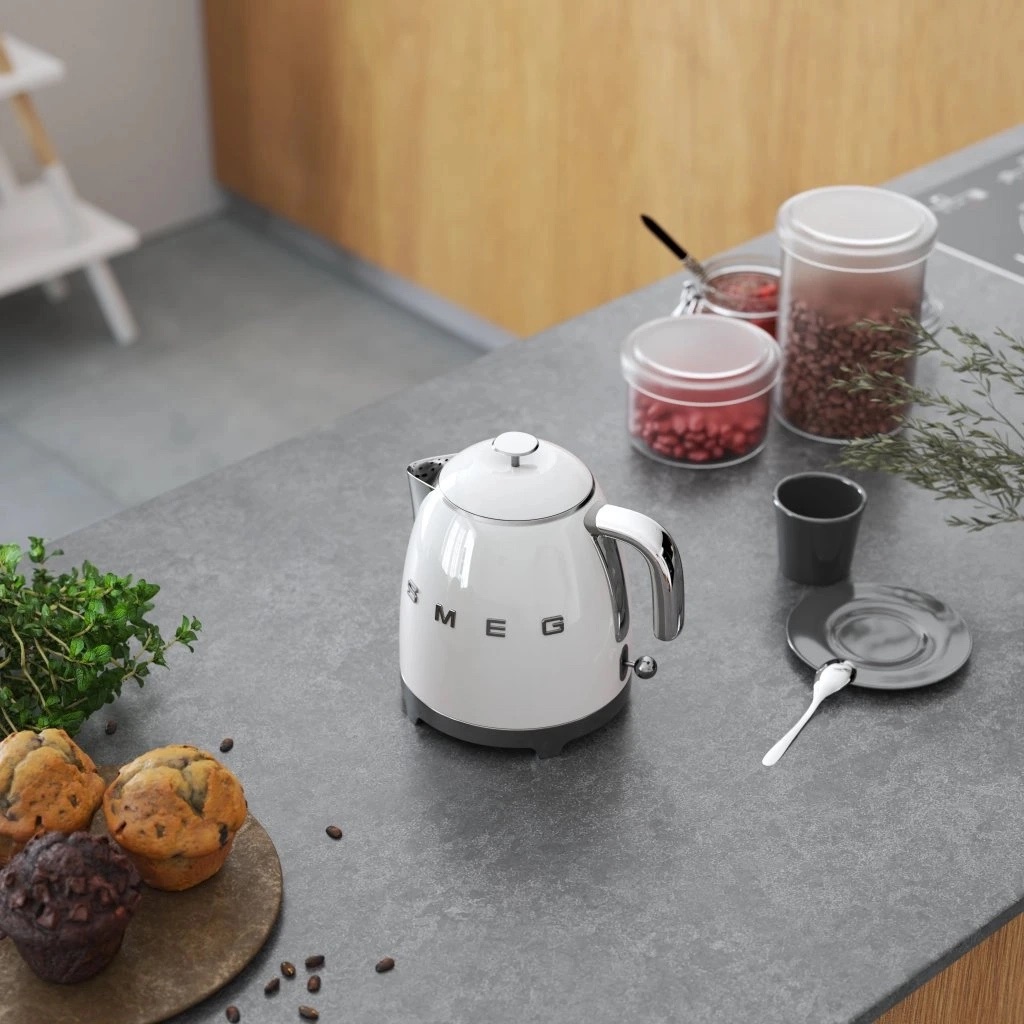 Ấm đun siêu tốc mini Smeg 50's Retro Style KLF05 (White)