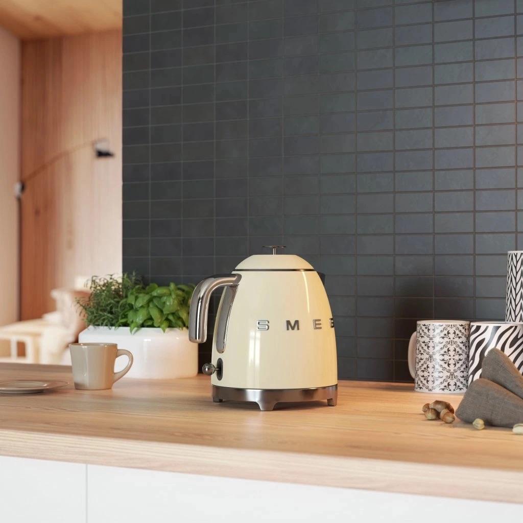 Ấm đun siêu tốc mini Smeg 50's Retro Style KLF05 (Cream)