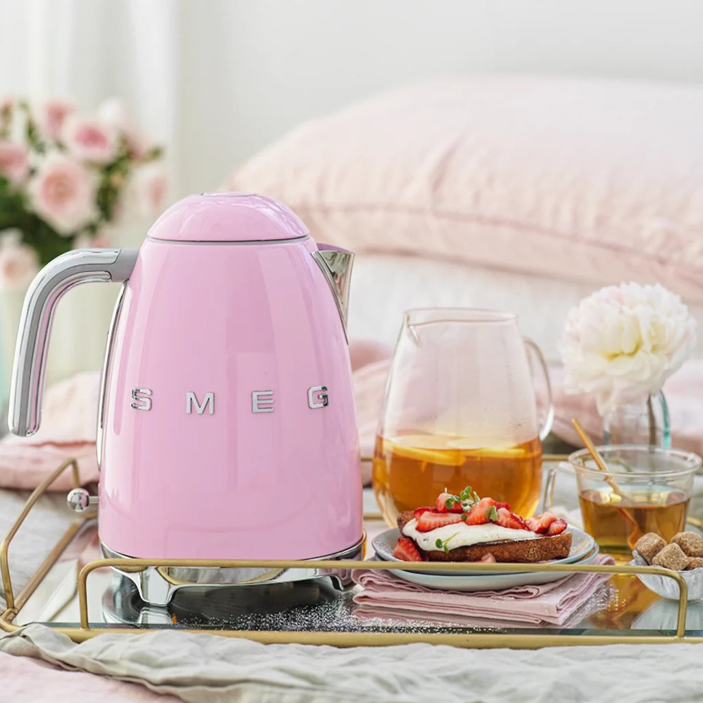 Ấm đun siêu tốc Smeg 50's Retro Style KLF04 (Pink)