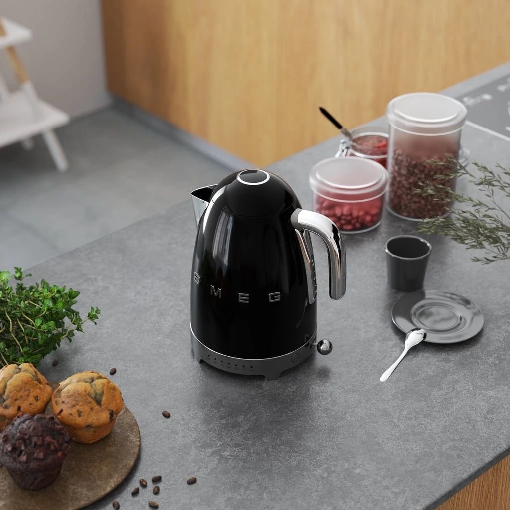 Ấm đun siêu tốc Smeg 50's Retro Style KLF04 (Black)