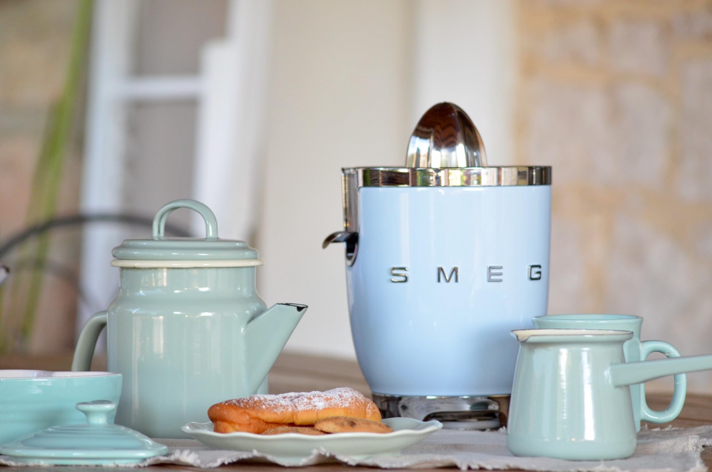 Máy vắt cam Smeg 50’s Style CJF11 (Blue)