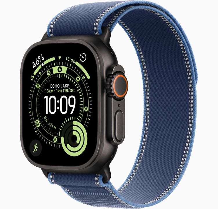 Apple Watch Ultra 3 GPS + Cellular 49mm Black Titanium, Trail Loop