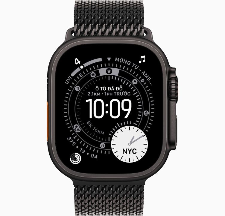 Apple Watch Ultra 3 GPS + Cellular 49mm Black Titanium, Titanium Milanese Loop