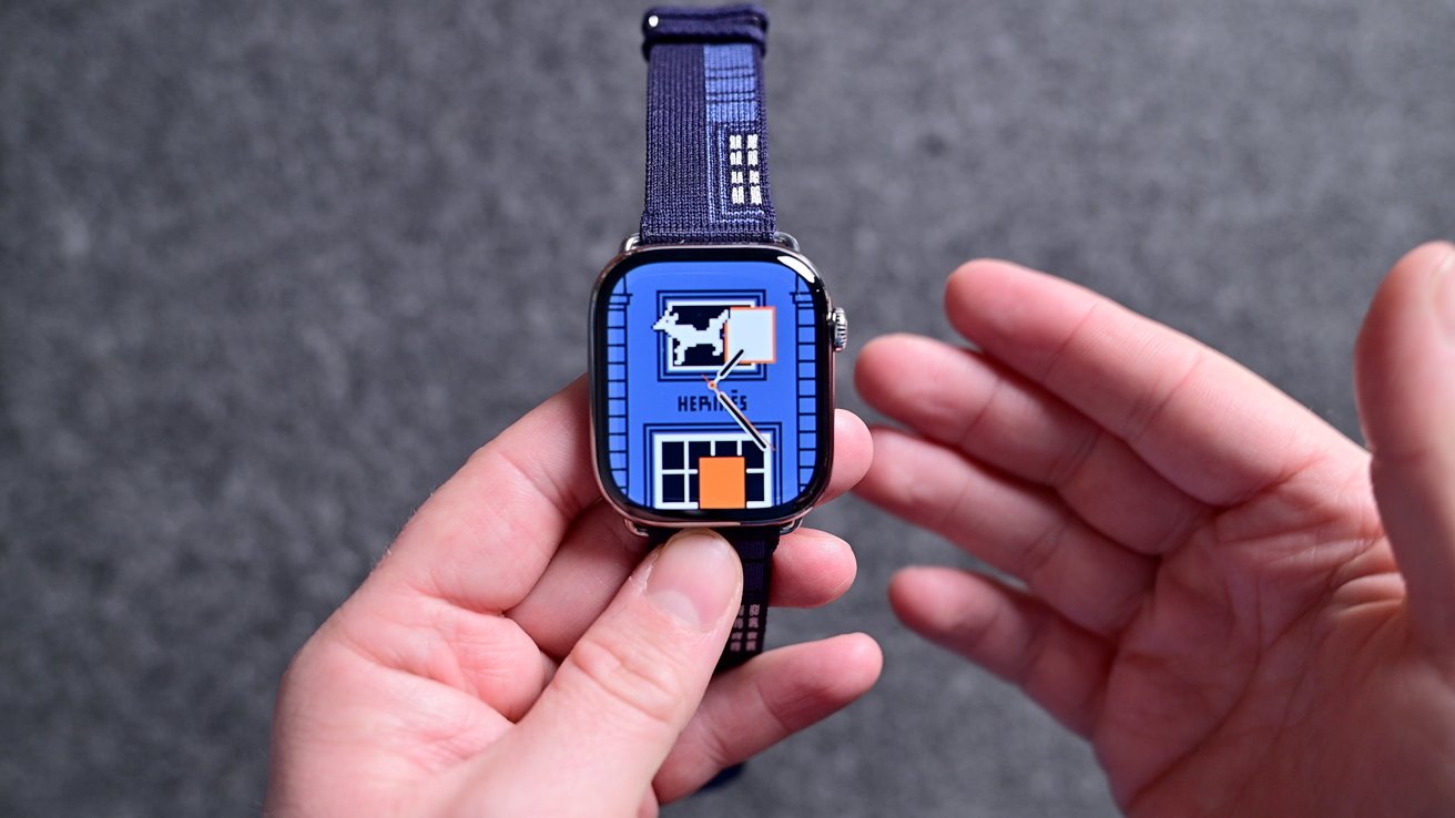 Apple Watch Hermès Series 11 Titanium Case, Faubourg Party