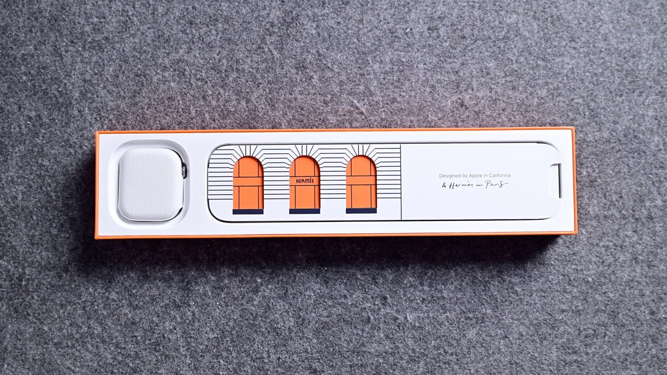 Apple Watch Hermès Series 11 Titanium Case, Faubourg Party