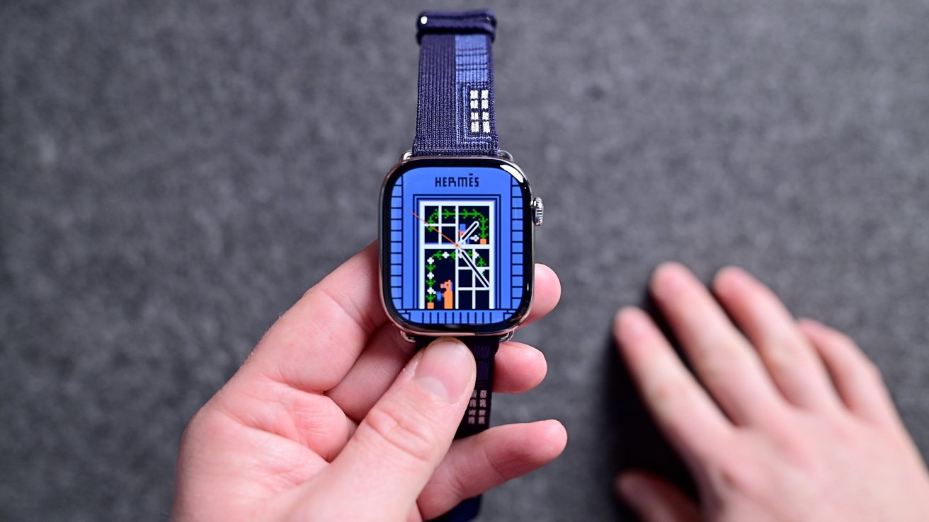 Apple Watch Hermès Series 11 Titanium Case, Faubourg Party