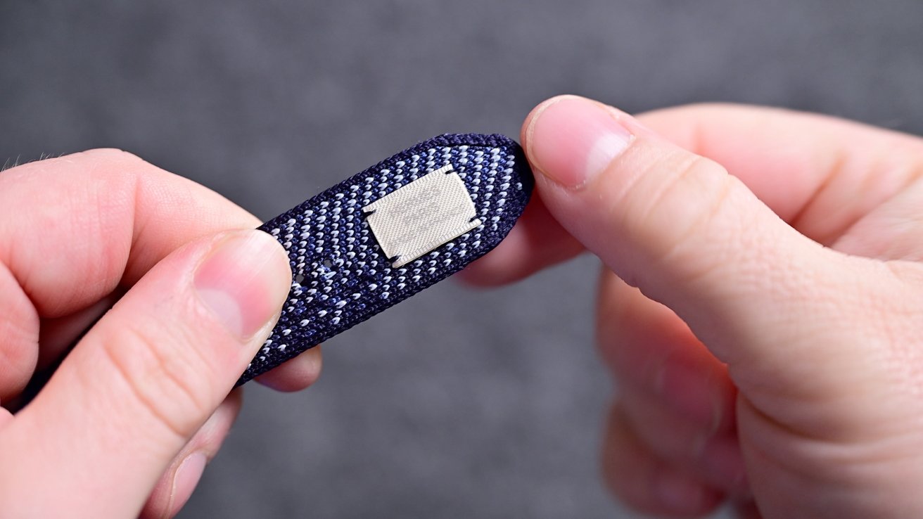 Apple Watch Hermès Series 11 Titanium Case, Faubourg Party