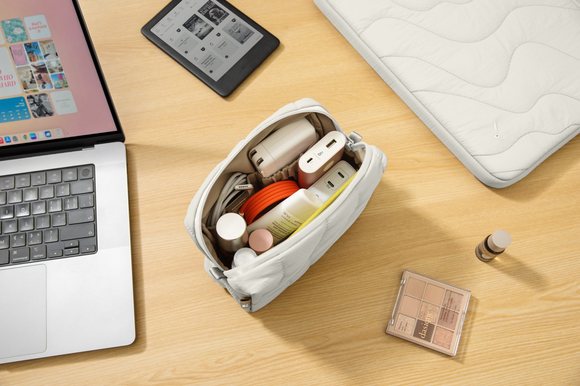 Túi chống sốc Tomtoc Terra-A27 Sleeve Kit Macbook/Laptop 14″