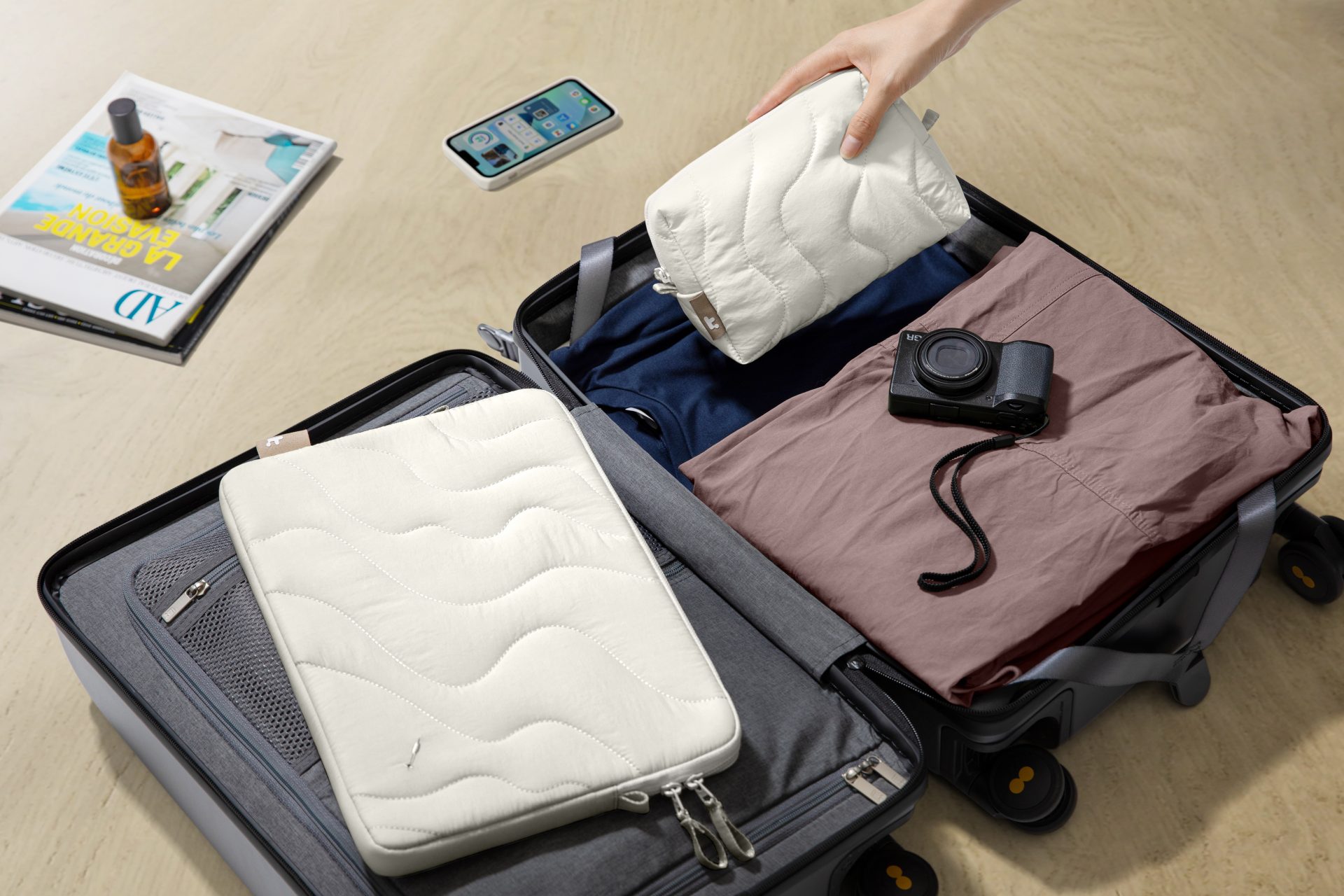 Túi chống sốc Tomtoc Terra-A27 Sleeve Kit Macbook/Laptop 14″