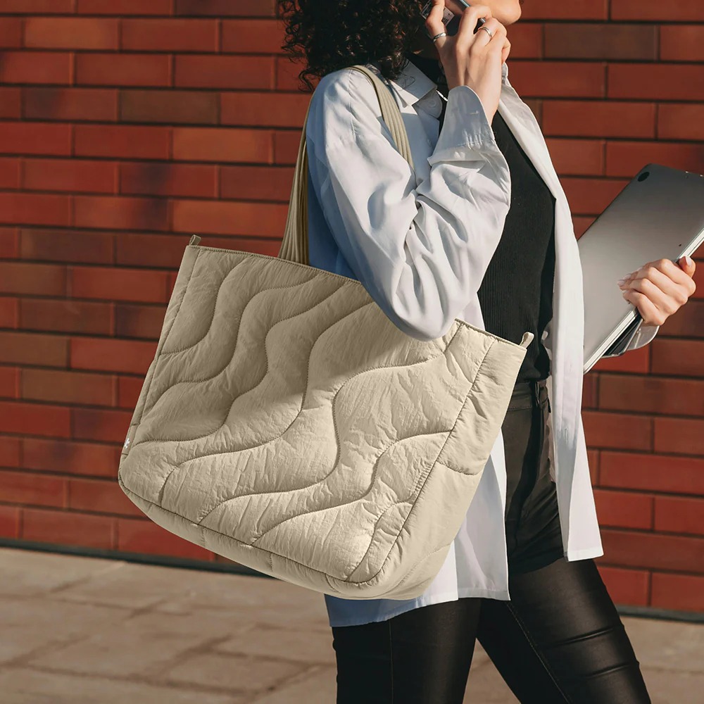 Túi xách tote Tomtoc Terra T38 Laptop Tote Bag 10L