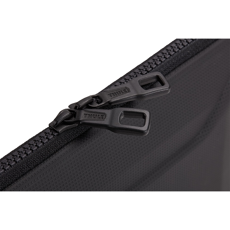Túi chống sốc Thule Gauntlet 4 Macbook Pro Sleeve (TGSE2357)