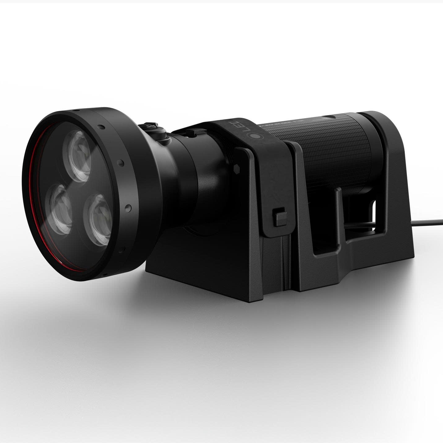 Đèn pin Ledlenser P18R (2026)