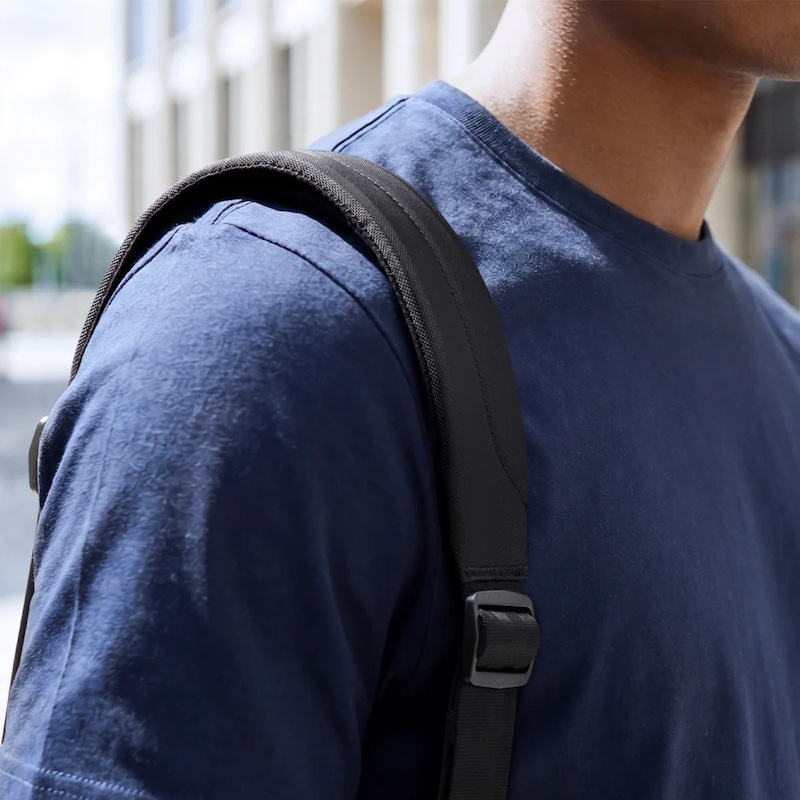 Túi đeo chéo Tomtoc UrbanEX-A04 Shoulder Bag for Laptop 14