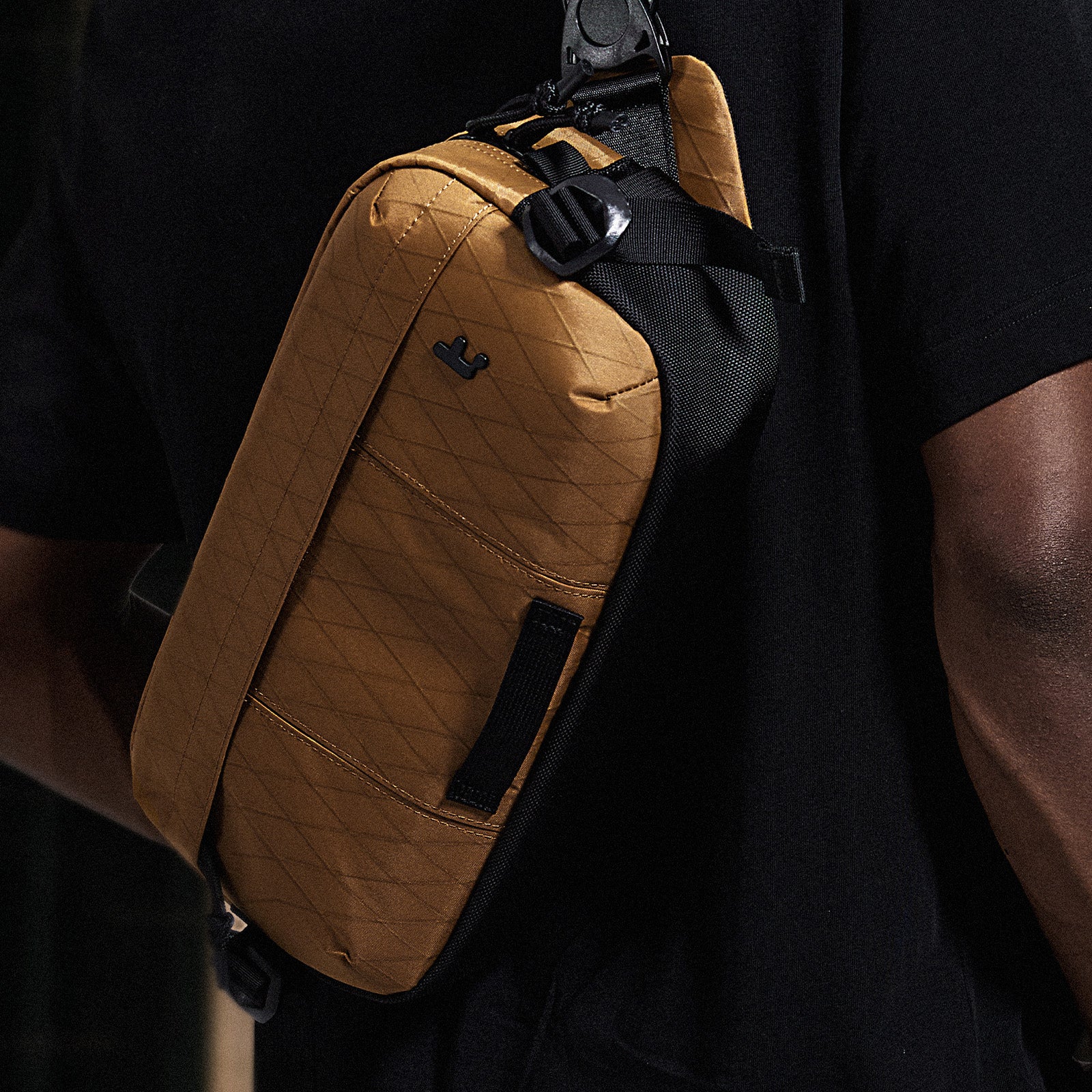 Túi đeo chéo Tomtoc Wander-T26 X-Pac Daily Sling Bag