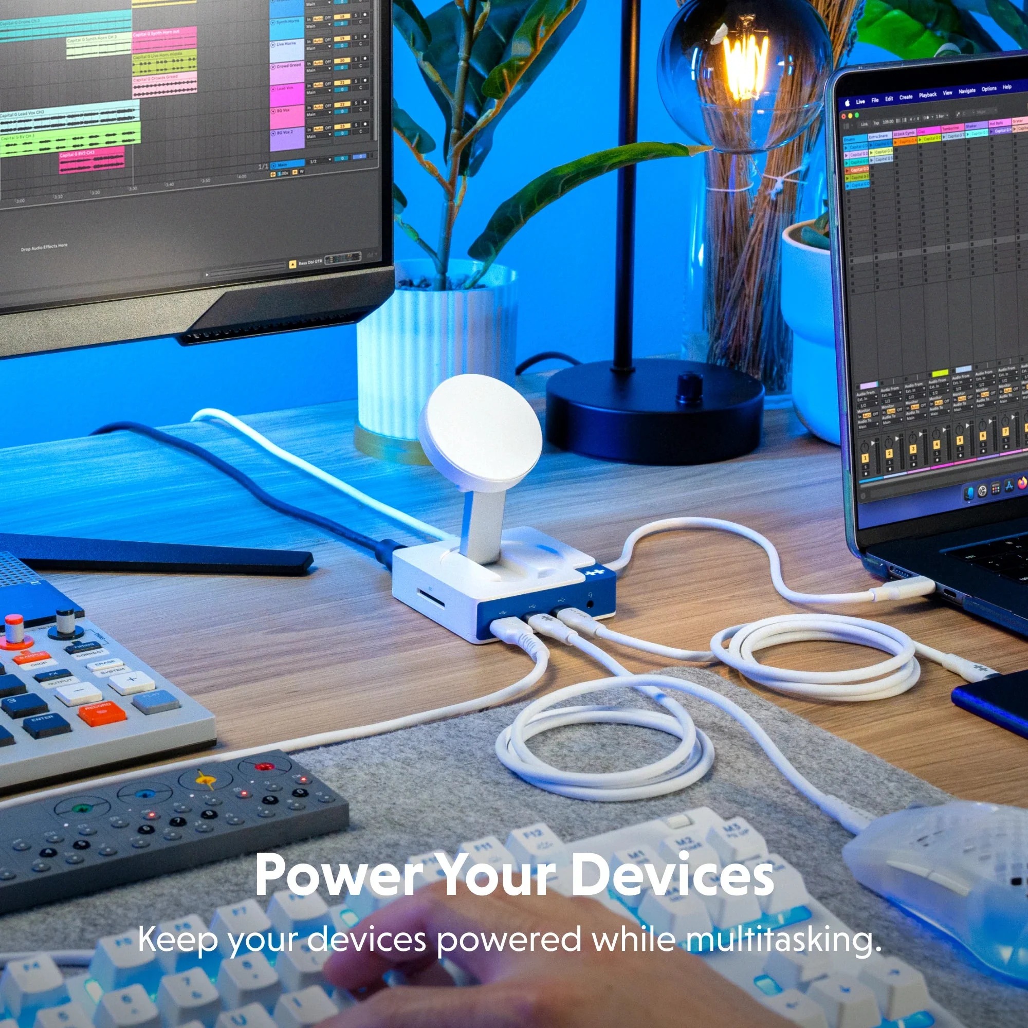 Bộ chuyển đổi HyperDrive Flex 5 Port USB-C Hub with Qi Phone Charger