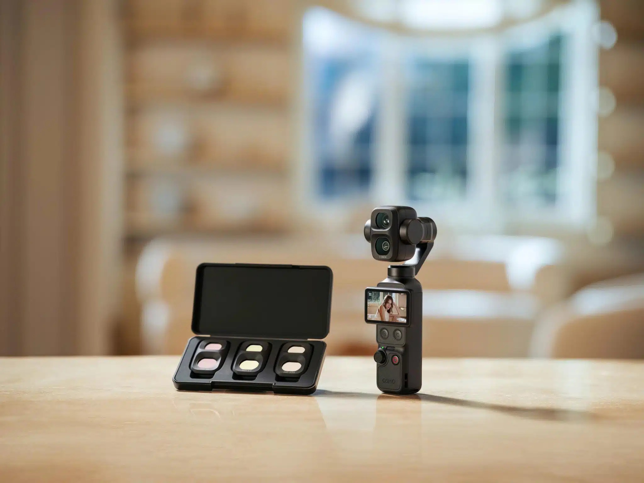 DJI Osmo Pocket 4 Pro Creator Combo