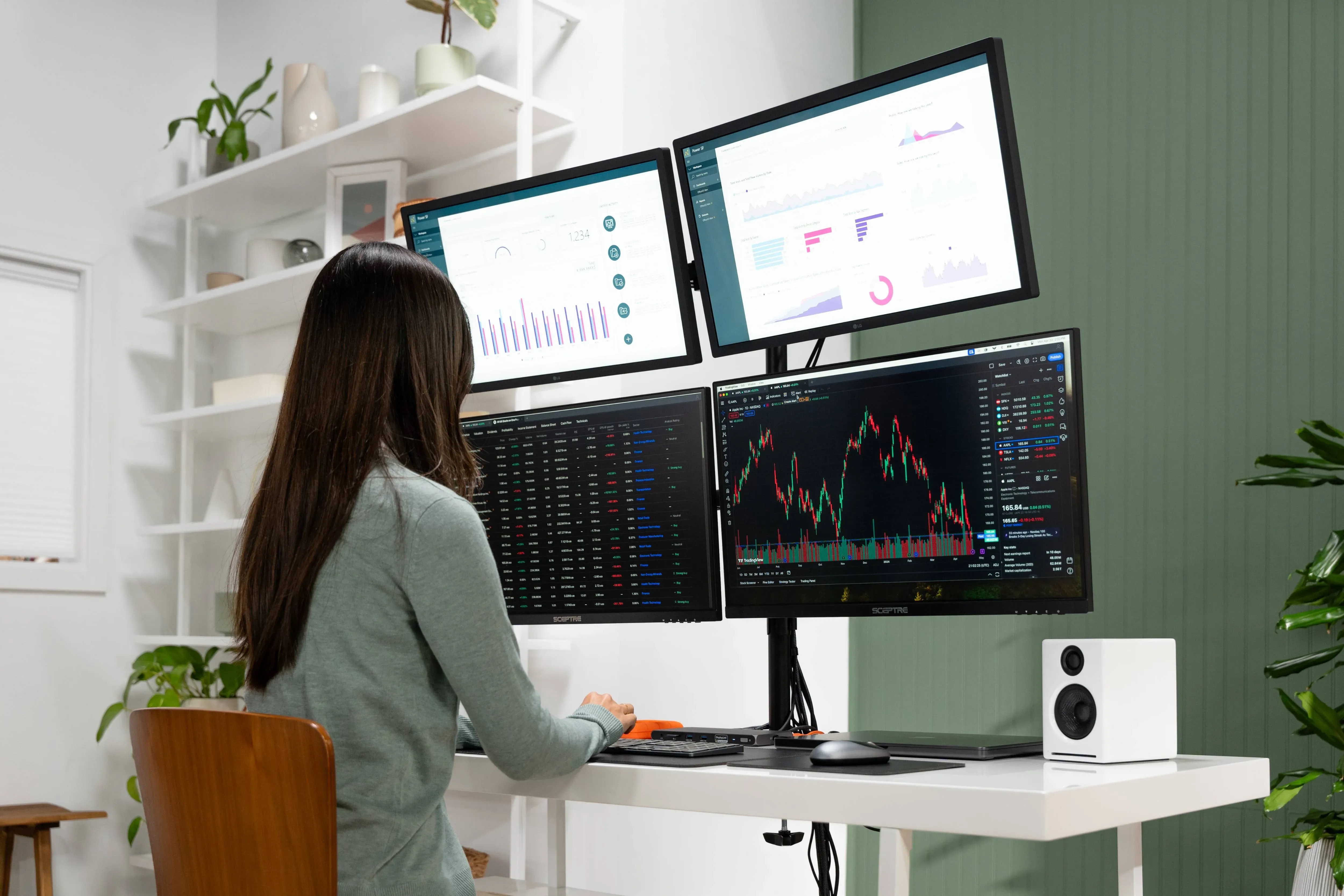 Dock kiêm hub Satechi Thunderbolt 4 With DisplayLink