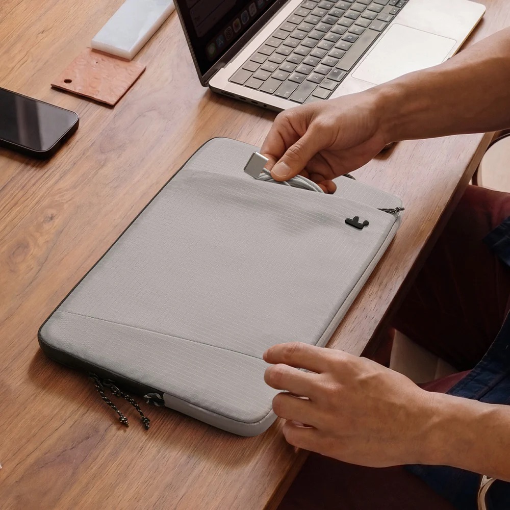 Túi chống sốc Tomtoc Essence A35 (Macbook/Ultrabook 13