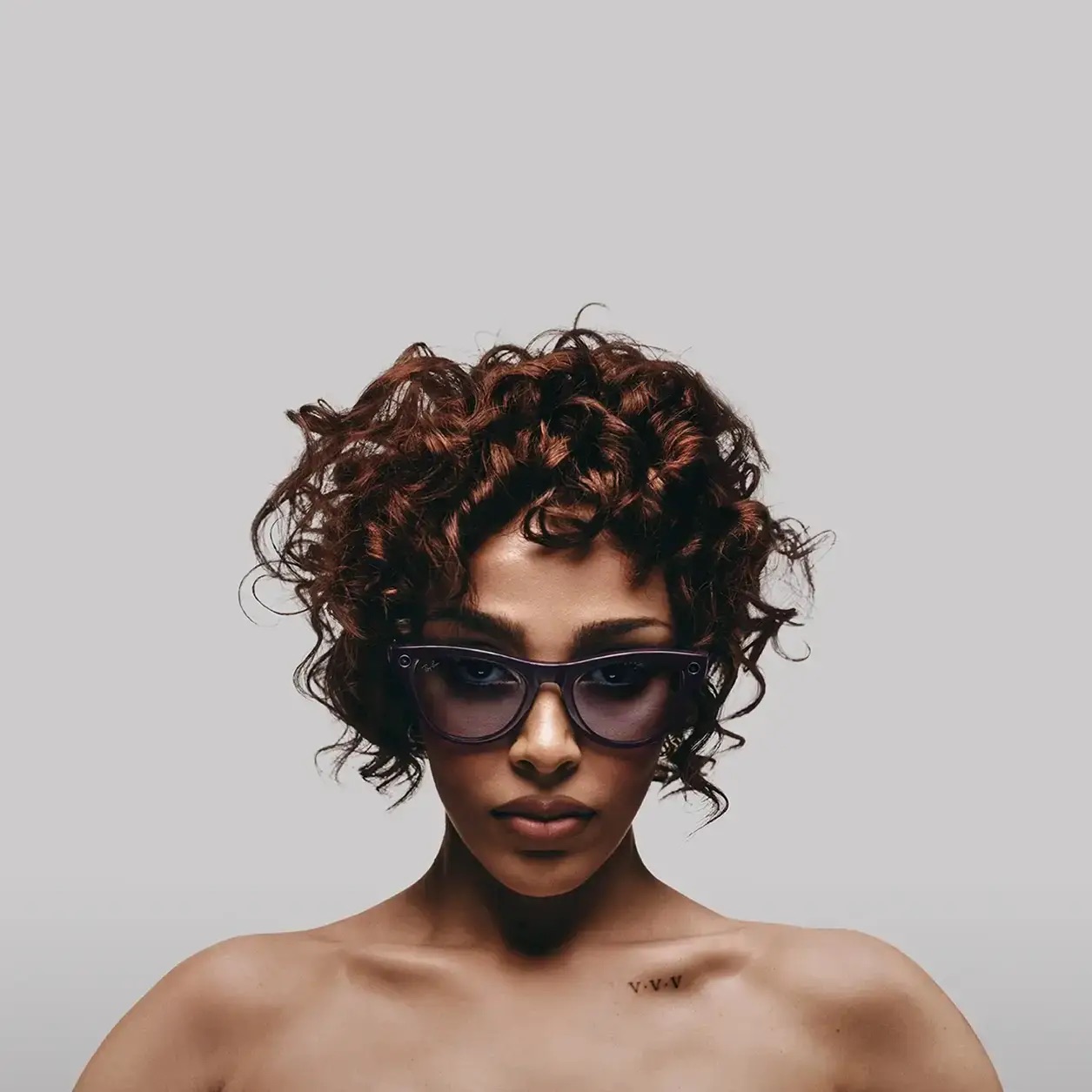 Kính thông minh Ray-Ban Meta Skyler (Gen 2) - Shiny Mystic Violet with Clear to Transitions Lenses