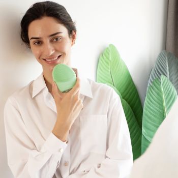 Máy rửa mặt Foreo Luna 4