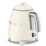 Ấm đun siêu tốc mini Smeg 50's Retro Style KLF05 (Cream)