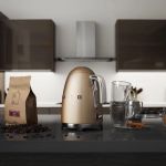 Ấm đun siêu tốc Smeg 50's Retro Style KLF03 (Champagne)