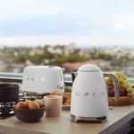 Ấm đun siêu tốc Smeg 50's Retro Style KLF03 (White Matte)