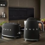 Ấm đun siêu tốc Smeg 50's Retro Style KLF03 (Black Matte)