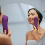 Thiết bị trẻ hóa da bằng ánh sáng đỏ toàn phổ Foreo FAQ 501