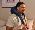 Máy massage cổ và lưng trên Therabody ThermNeck & Upper Back