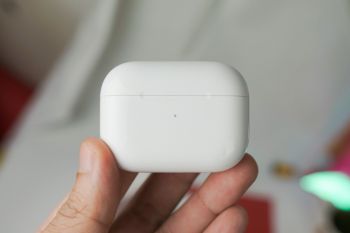 Hộp sạc Apple Airpods Pro