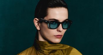 Kính thông minh Ray-Ban Meta Wayfarer (Gen 3) - Transparent Black Frame/Transitions Aquamarine Lenses